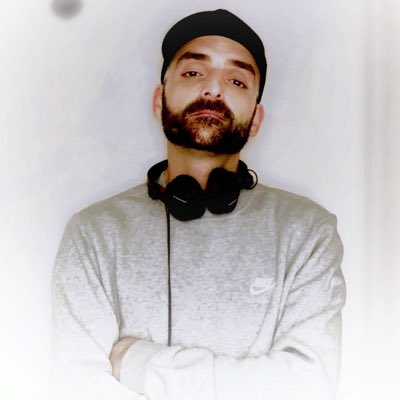 DJKDEE's tweet photo. #NewProfilePic https://t.co/VttU5k8Xdx