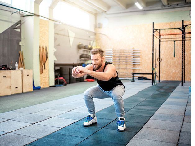 Why All Men Should Deep Squat For 5 Minutes a Day