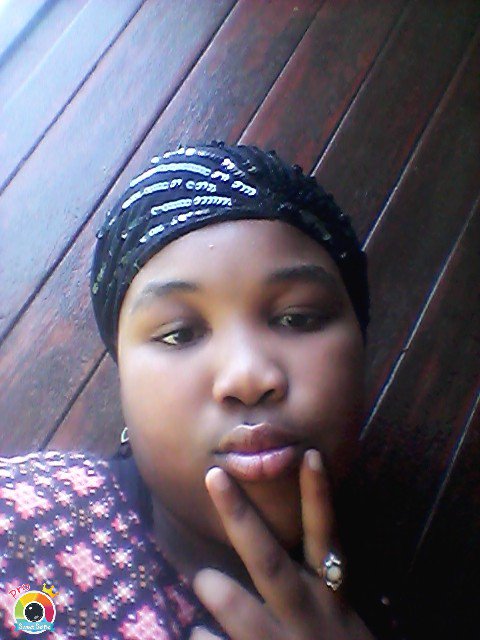 Who doesn't want this cute baby boo girl as theirs 👅👄😜