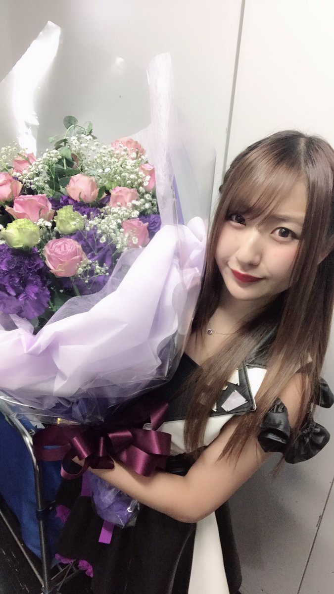 tkzw23akn's tweet photo. ワンダーウィード3周年記念ワンマンツアー夏の風ファイナル赤坂BLITZ終了しました！！

約3年半ワンダーウィードのリーダー滝沢あきなやらせてもらえて幸せでした。沢山の愛をありがとう。みんながずっとずっとだいすきだよ。

2018年11月25日ワンダーウィード第一章の終わりです。 https://t.co/2Luq8WTKVD