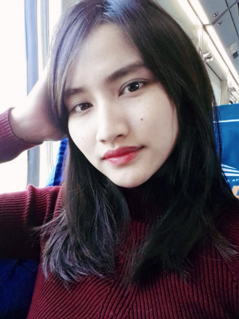 thisfrieska's tweet photo. Wkt pulang dr jogja mau share foto ini tapi lupa.... 🤣 https://t.co/sSiXcBzMYc