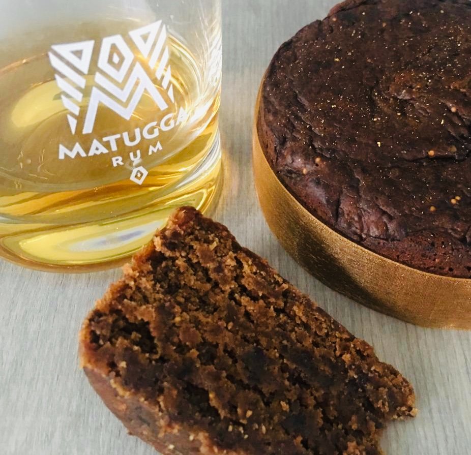 RumAngels's tweet image. Let them eat rum cake! This indulgent rum cake is embellished with @matuggarum and fragrant spices, and is just one of the rewards for investors available now crowdfunder.co.uk/matuggarum