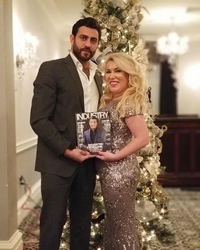bearchicken1982's tweet image. Family law attorney @karolinadehnhard and Founder @divorcedynasty along with Marios Rungo #realestateicon bring Industry Magazine to the Milal Gala and join forces to bring divorce dynasty to NY ift.tt/2zqgji5