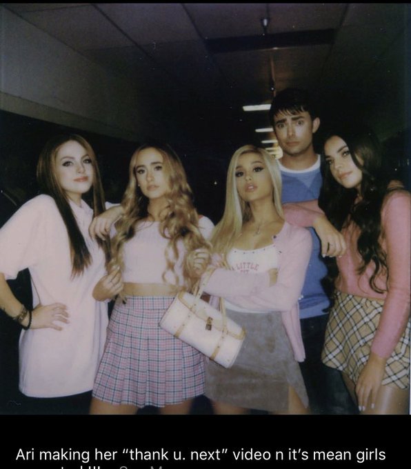 I needed this in my life 😍🥰 https://t.co/v6eHVHvG4L