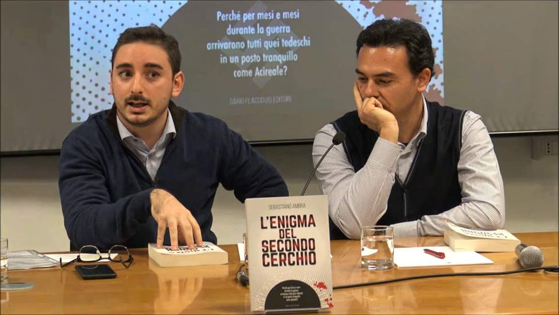Gualtilippo's tweet photo. Frammento della presentazione del nuovo libro di Sebastiano Ambra @seba_ambra  "l'enigma del secondo cerchio", @FlaccovioLib edizioni. https://t.co/SymvfZzoRn