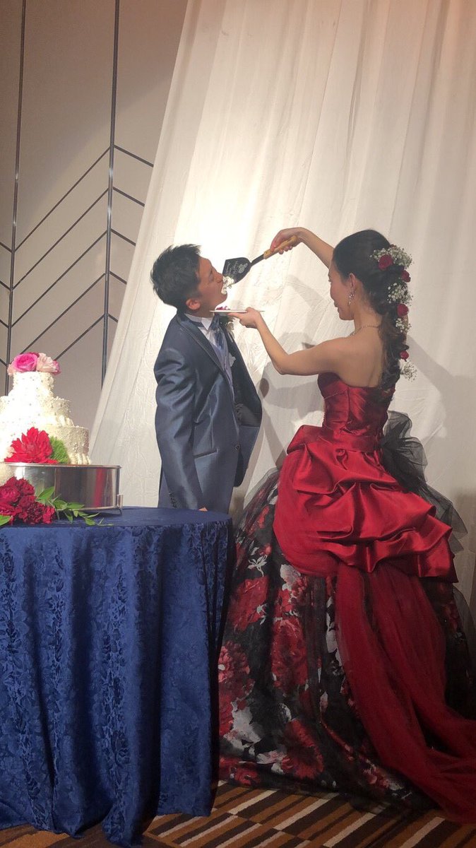 JapanKorea_half's tweet photo. 結婚式滅茶苦茶楽しかった！
大��な人達に祝ってもらえることがホンマに嬉しかった
事情で来れなかった子も沢山いたけど、連絡くれたり…
一時期ナイーブな時もあったけど、結婚式して良かった
#24November2018
#happywedding https://t.co/2NXEqXt89P