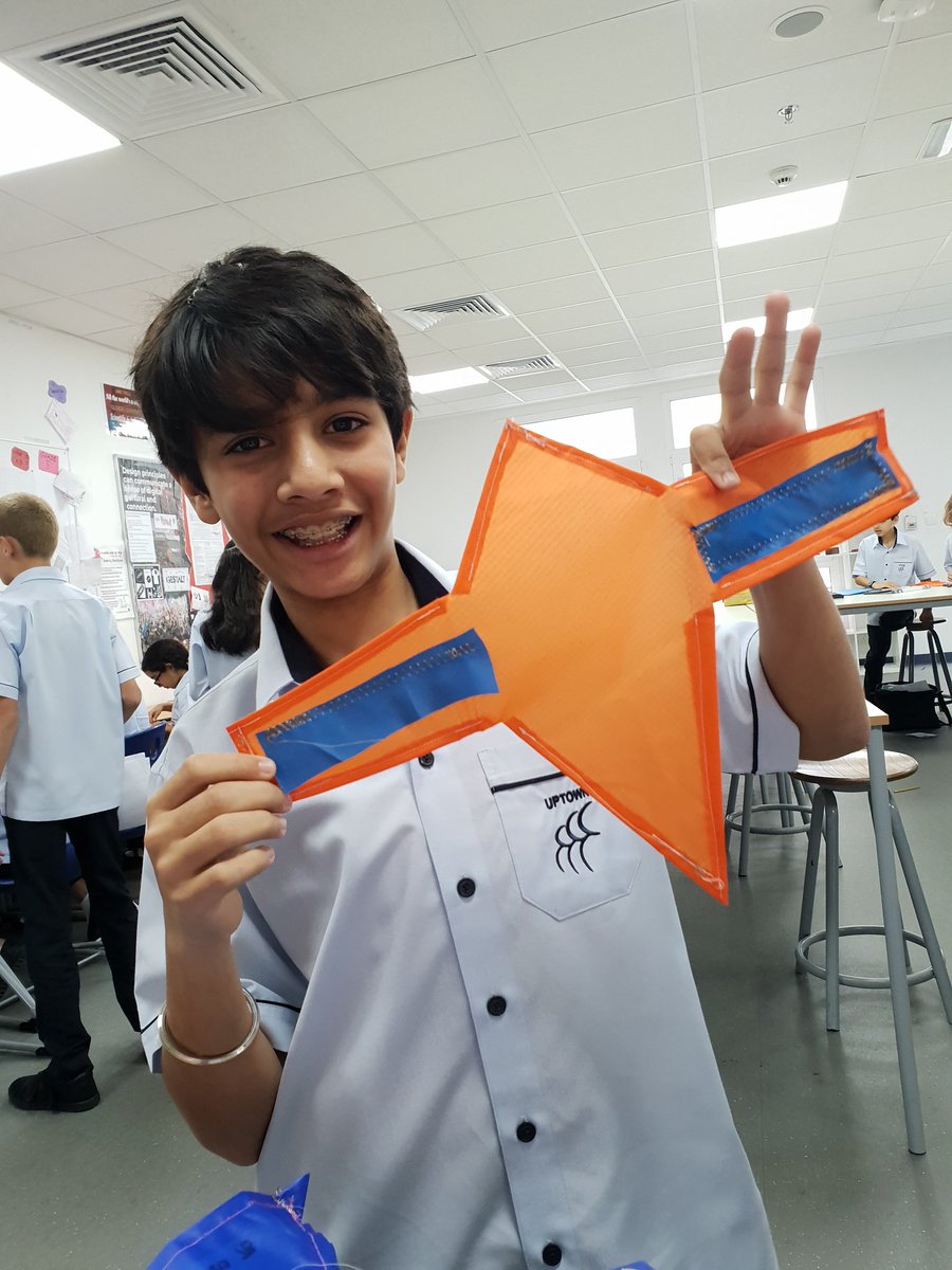 angebdes's tweet photo. Grade 7 #MYPDesign 'Flying High' following their sewing pattern plans to create their kites #textilestechnology #applique #innovation #function #development https://t.co/jVq0dXDO0x