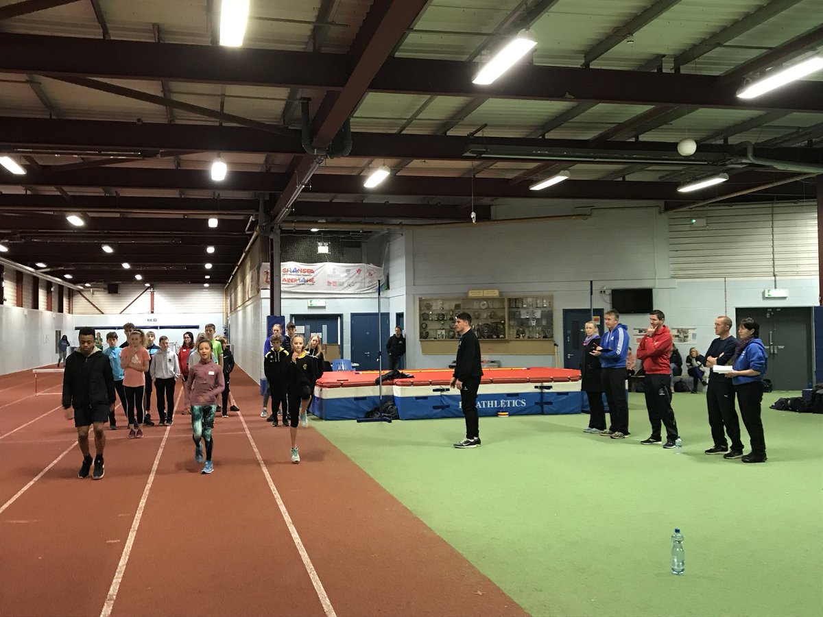 A_M_Palm's tweet photo. Warming up @WelshAthletics High Jump Day West Wales. Thanks to Liz Rowland, Dean Parker, @SwanseaUni &amp; @jac_palm for making this happen. https://t.co/XO2jt29Jsk