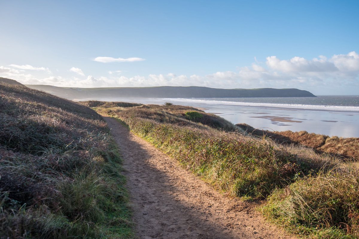 So #woolacombedunes #parkrun is happening. Very exciting times ahead. It's been a while in the planning but in 2019 there will be a free #volunteer organised weekly 5km #walk #jog #run here every Saturday <a href="/parkrunUK/">parkrun UK</a> 🏃#Woolacombe