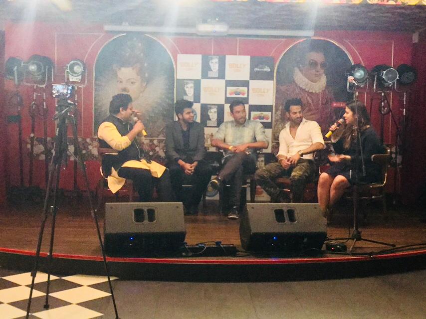 SRKUniverse's tweet photo. The panelists including our admin, @FilmyYash are here and the event has begun at @BollyConInt! 

#dieह���र्ड #Zero https://t.co/wFrFr5IFyj