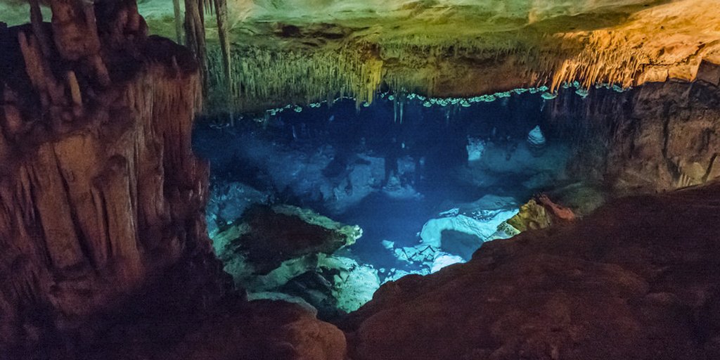 The Drach caves are an obligatory visit when in Mallorca. Sail the most crystal clear water you´ve ever seen while listening to classical music. Put it on your to-do list! nhhotel.to/2pXnKHP