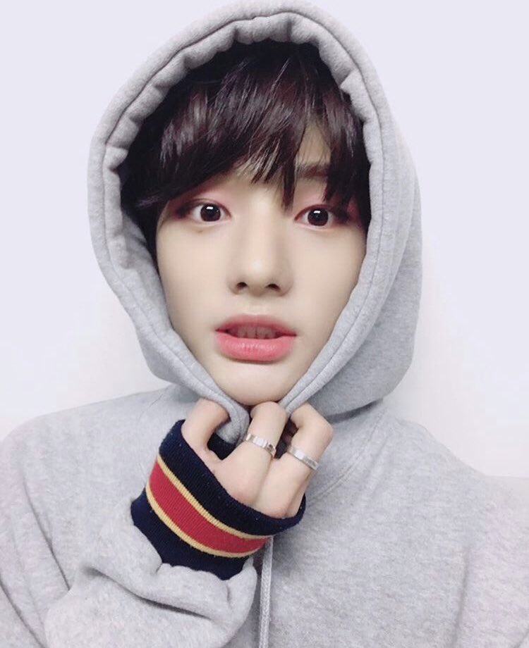 Lynn_stray's tweet photo. 破壊力   はいっ    破壊力っ🚑

倒れた人1名ここにいまーす🥰 https://t.co/Sz99rhClxL