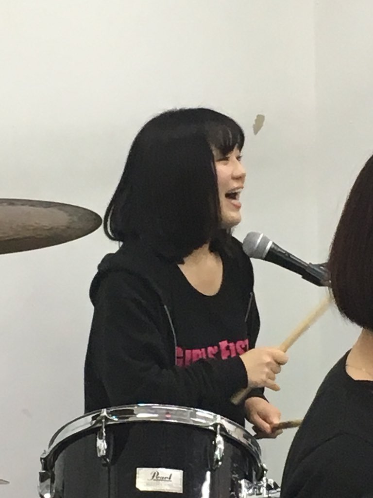 内山つかささん面白い。

#ガールズフィスト #南松本高校パンクロック同好会公開練習2