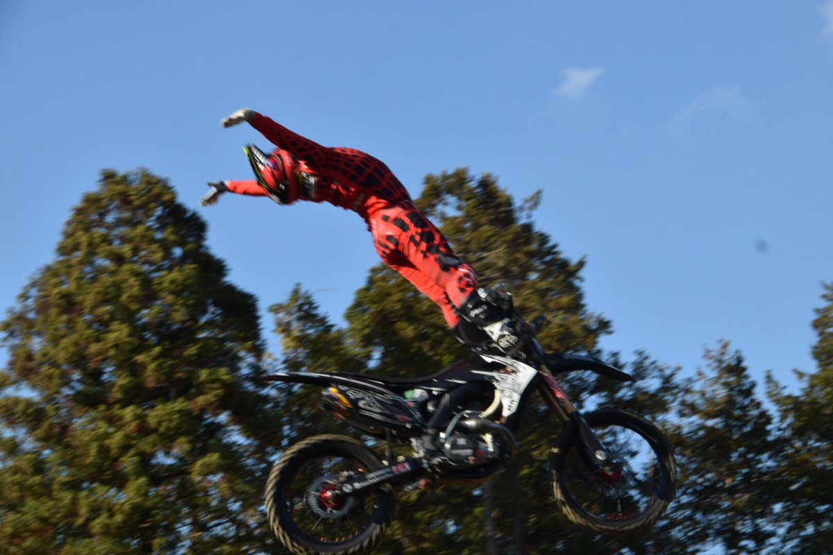 daichi_bol_fmx's tweet photo. Good practiced day at 774compound ๐
#fmx #ใขใใฏใญใน #mx #lifestyle #็ใ็ซ #jump #23m #75ft https://t.co/Fwj5rPKDVn