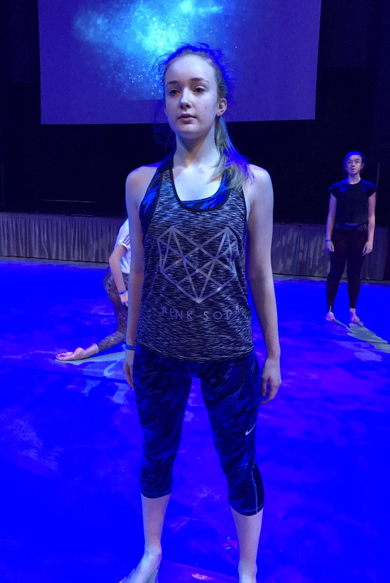 YorksDanceFest's tweet photo. A small but perfectly formed company from @BBGPerformance @BBGAcademy. Exploring the dynamics of friendships. #YSDF18 https://t.co/ykP1alvKXK