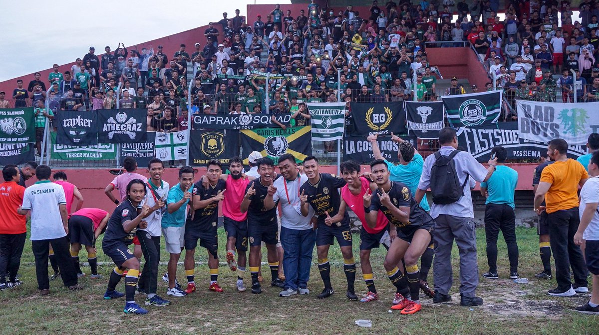Terima kasih dukungan Sleman fans yang hadir langsung di Palangkaraya. Perjuangan belum selesai, fokus leg kedua! Satu langkah lagi, Man! Bisa 🦅 #PSSleman #COSE