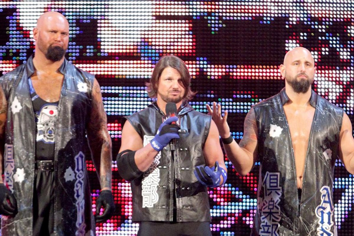 Ceasaryaz's tweet photo. Remember when AJ,Gallows and Anderson were together as The Club? 
I miss those days https://t.co/h4wjg3JqTl