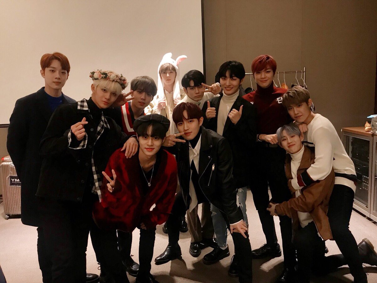 Wanna One tweet media