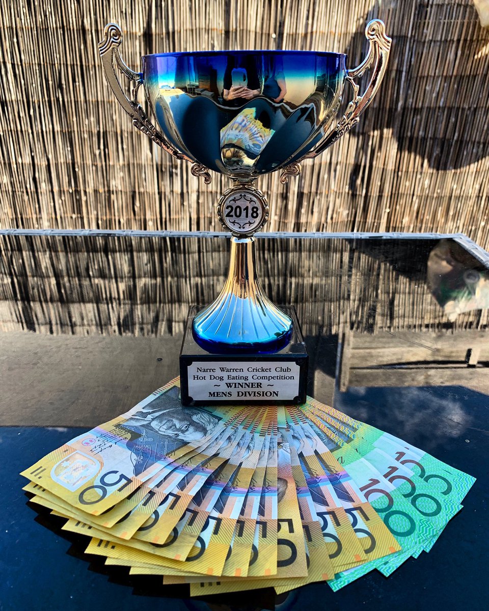 hulksmashfood's tweet photo. Hulk wins $1000 Beef &amp; Beer Fest HotDog Eating Competition https://t.co/D3jDOjlsVE
