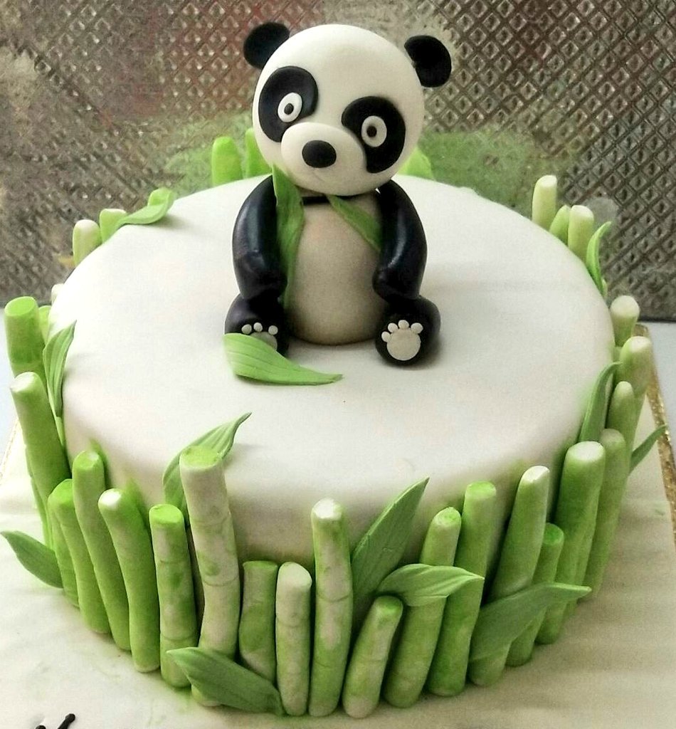 WarmOven on Twitter: "#Panda themed #cake &amp; #cupcakes 🐼  #pandathemeparty #pandathemecake #pandathemecupcakes #pandatheme #pandas  #pandalove #panda🐼 #pandaparty #theme #themeparty #themecakes #1stbirthday  #kidsbirthday #1stbirthdayideas ...