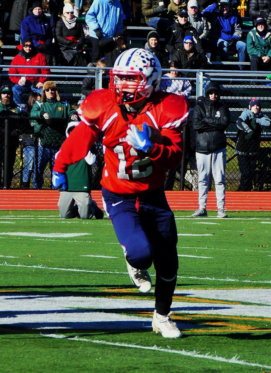 NANNPHOTO51's tweet photo. NJ HS Football Governor Livingston vs New Providence Thanksgiving game Photos & digital at https://t.co/ex6QCy9kKN #NJHSfootball #njfootball #NPHSAthletics #GLFootball #GovernorLivingstonHS #NewProvidenceHS #GLAthletics #Devils_Fan1978 https://t.co/YDs7qdEchN