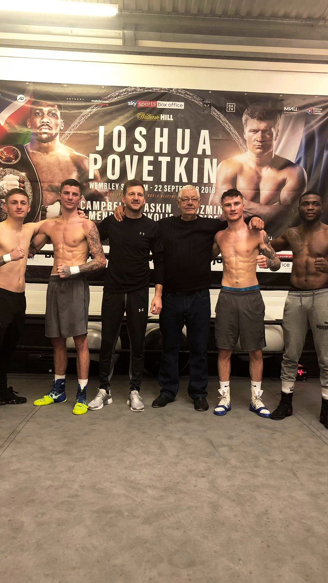 markyboy118's tweet photo. Quality 10x3s sparring this morning with 30seconds break Iβm ready!π₯π₯
December 15th canβt come quick enough π₯π₯π₯
#Glasstec
#ChamberlainEdwards
#Constructionsouthern
#Turveydevelopments
#Portsmouthtruckstop
#Maprotuning https://t.co/kk1a1fYtoN