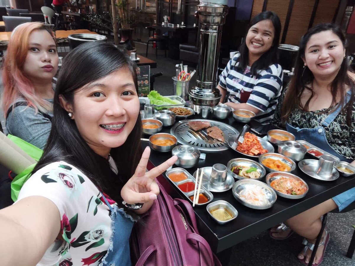 NoonaNvrSleeps's tweet photo. The #TeamDrawing.

Best in Sketching, Best in Drawing, Best in Planning 😂😂😂

@kamzsekai @raineeedrops @xiumielmeoww https://t.co/1sf6YXJv3l