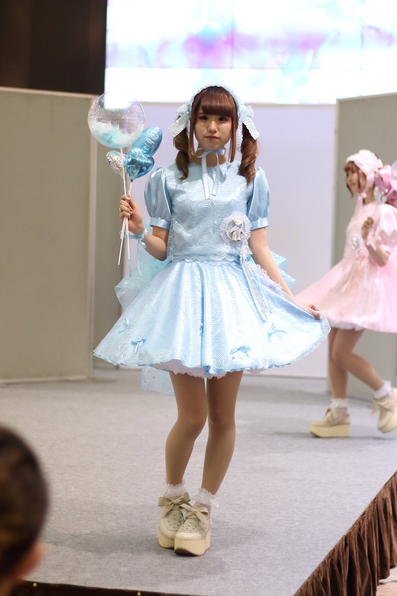 小井手ファッションビューティ専門学校