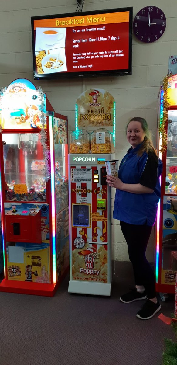 PopppyPopcorn's tweet photo. #new #install at @Wizz_Kidz Our #popcorn #vendingmachines the staff are already enjoying it! #vegan #glutenfree #fatfree #snack #veganftw #commercialisation https://t.co/MtCzF1Eu6A