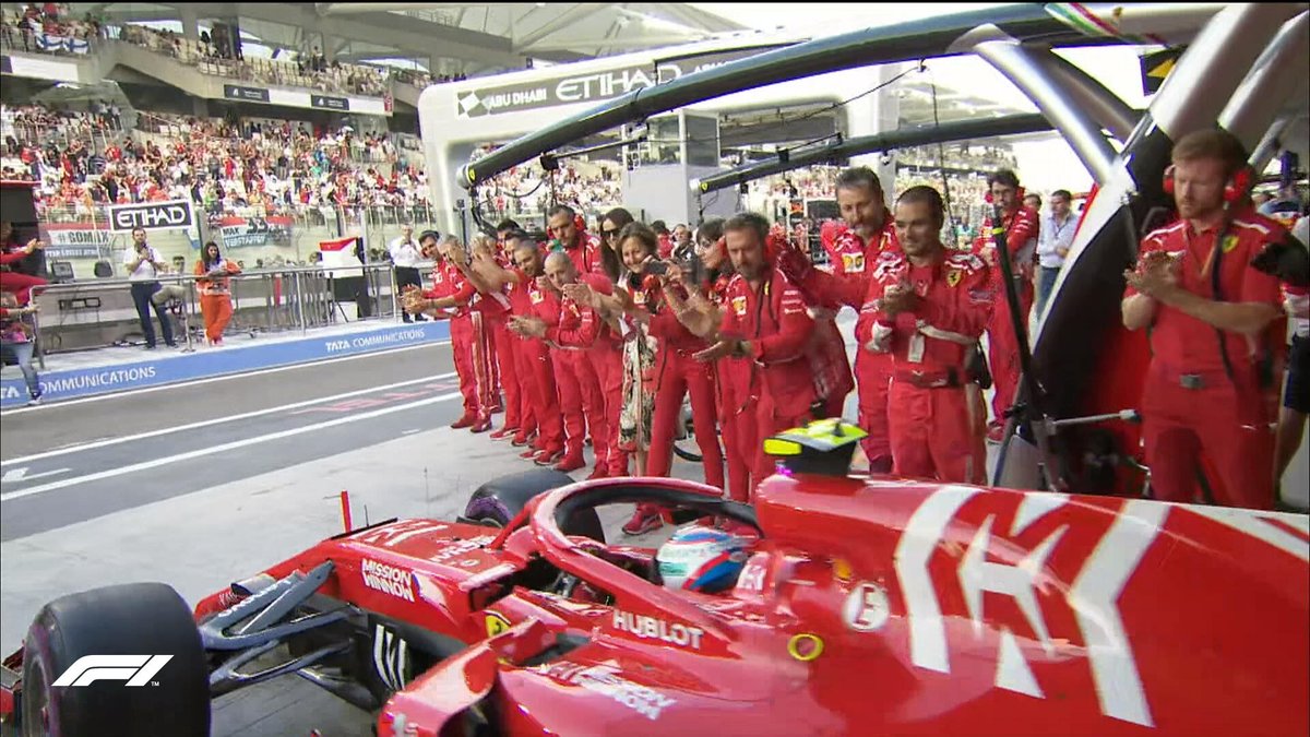 F1's tweet photo. A worthy standing ovation for the Iceman's last outing in red 👏

#AbuDhabiGP 🇦🇪 #F1 https://t.co/e0sYjn118b