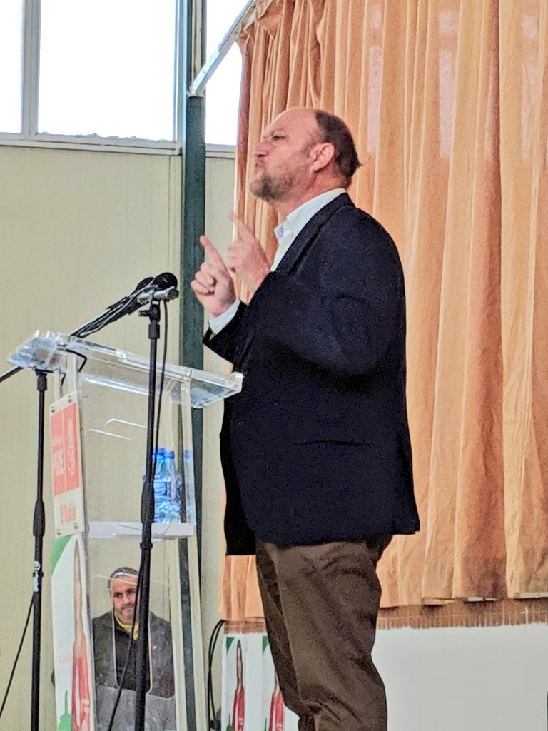 PSOElRubio's tweet photo. .@PradasTorres: el gobierno de la Junta siempre ha apostado por la educación, la sanidad y la Dependencia, mientras decían que vivíamos por encima de nuestras nosotros damos dignidad a las personas que lo necesitan #VotaPSOE #MasAndalucia #VotaSusana https://t.co/v3xwIVsARX