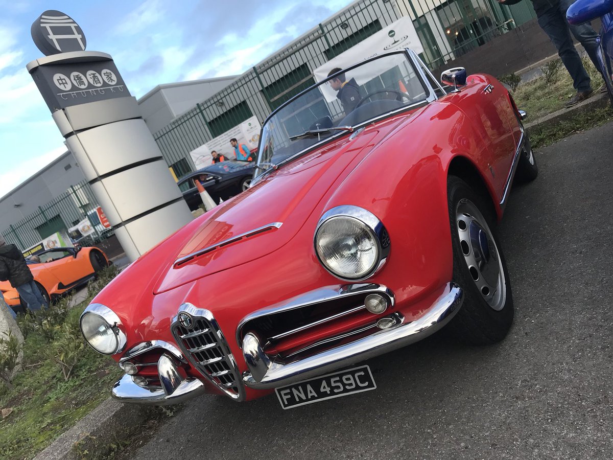 StephenJohansen's tweet image. Spent the morning  at Cars and Coffee in Liverpool catching up with friends and checking out some fab cars #Alfaromeo #alfa #classicalfa #carsofinstagram #CarsAndCoffee