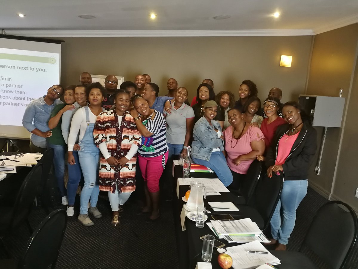 marcialebambo's tweet photo. Thoroughly enjoyed facilitating EMDP for this group of public servants.
#DrMash #DrFacilitator #GodofWonders #Chapter2018 https://t.co/qIZHEbexKZ