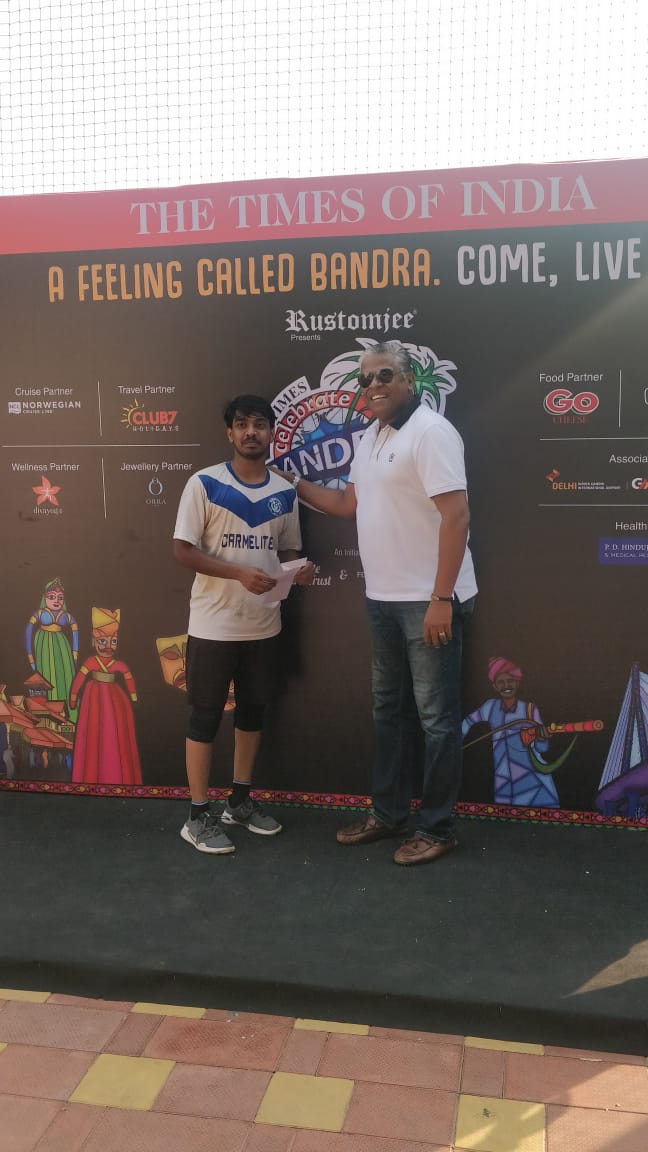 CelebrateBandra's tweet photo. Congratulations to the Man of the match Nikhil Devkar for Field Hockey

@fh_experience 

#TimesCelebrateBandra #AFeelingCalledBandra #ComeLiveIt #peopleofbandra #festival #celebrate #bandra #biggerbolderbetter #justbandrathings #mumbai #food #live #music #art #theatre #dance https://t.co/IXiSeFv6j9