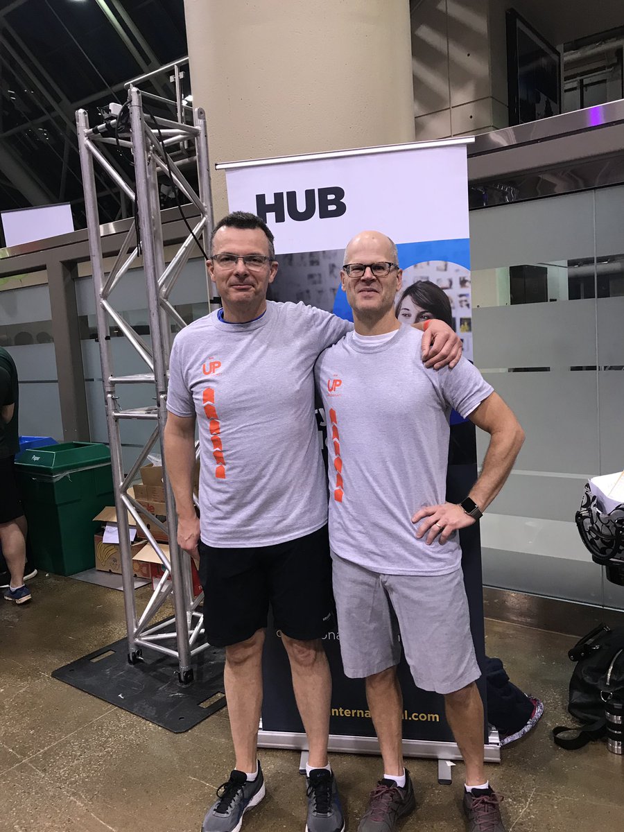 alwaysbekate's tweet photo. @HUBInsurance @UWGreaterTO at the top before the sun was up! Go team! #CNTowerClimb #hubinsurance https://t.co/lD6hLxgByX