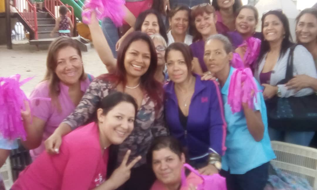 CeibVenezuela's tweet photo. ACOMPAÑADO A LA PROFESORA MILAGRO ITURREZ, JEFA DE ZONA CARABOBO AYMARA AGUIAR, EDITH POR LOS DIRECTORES Y SUPERVISORES D MIGUEL PEÑA VALENC https://t.co/0V52553DD2