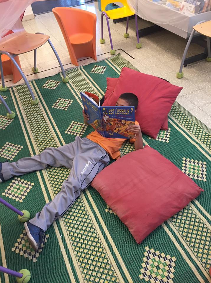 Acelem13's tweet photo. "Tu t'es vu quand t'as lu ?" à l'Espace Lecture Val Plan, la lecture se fait sous les voilures pour prendre le large dans tous les sens. https://t.co/Pv3nDpiFiV