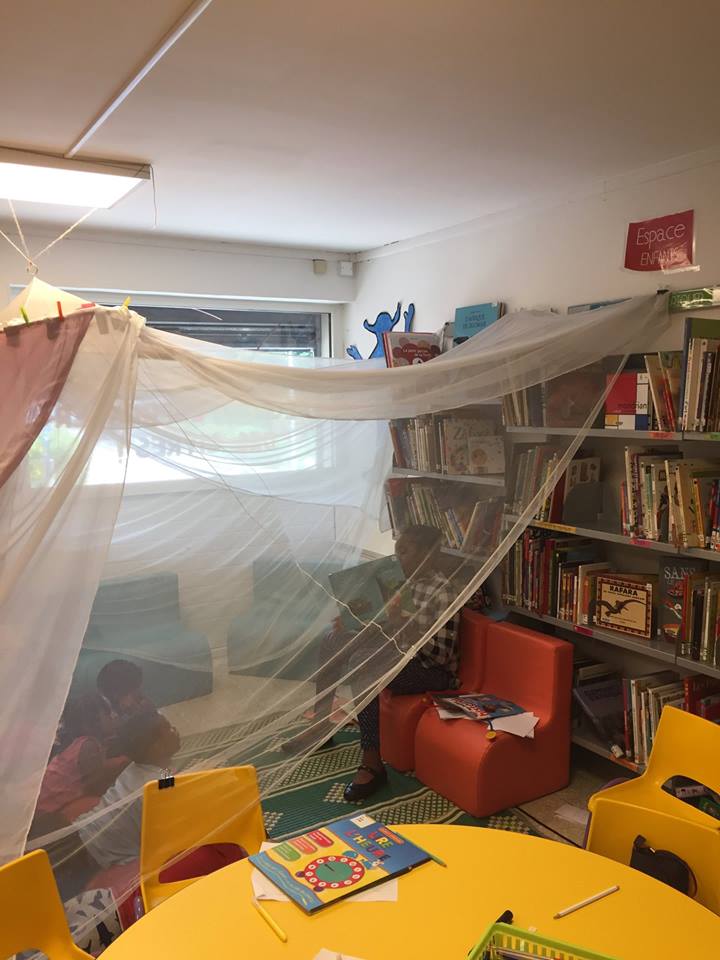 Acelem13's tweet photo. "Tu t'es vu quand t'as lu ?" à l'Espace Lecture Val Plan, la lecture se fait sous les voilures pour prendre le large dans tous les sens. https://t.co/Pv3nDpiFiV