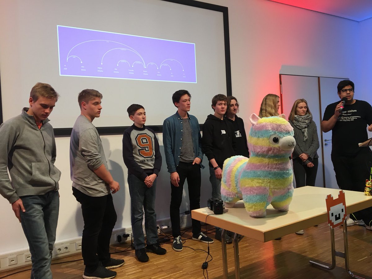 jhacktulm's tweet photo. Leider hat news42 trotz Bitte kein eigenes Rechenzentrum von uns bekommen können, sie haben aber trotzdem ziemlich viel Machine Learning auf Sprachanalyse von Nachrichten geworfen ^^ #jhacktulm #jugendhackt https://t.co/cuqIIE8aYq