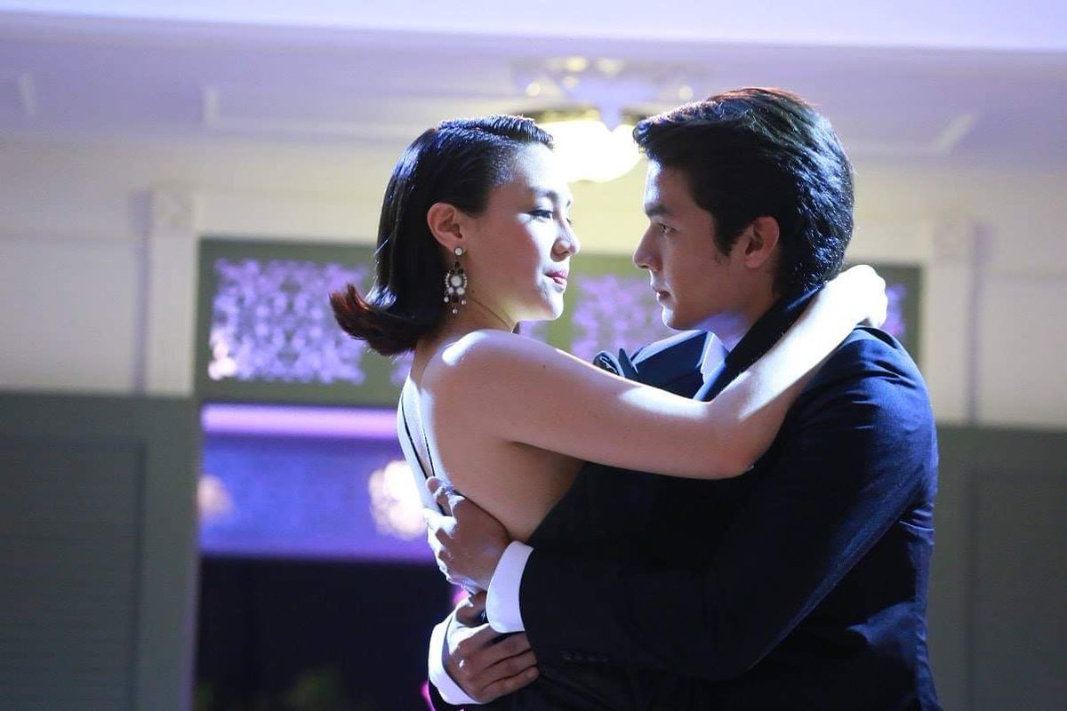 Ch3Thailand's tweet photo. "นวียา" และ "พาทิศ" ต้องผิดหวังในความรักทั้งคู่ ทำให้ทั้งคู่เปิดใจให้กันมากขึ้น

คืนนี้ ติดตาม รักพลิกล็อก เวลา 20.15 น. เปิดทีวี #ช่อง33 ดูสดไปพร้อมกันค่ะ #Ch3Thailand https://t.co/5QMnlOzB80