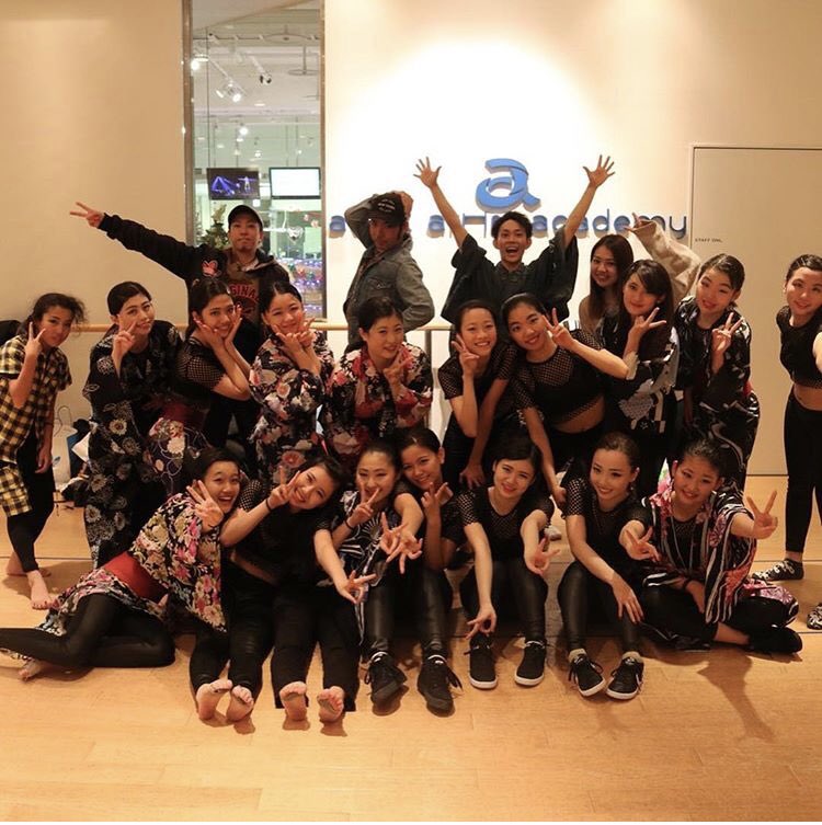yumama_yumachan's tweet photo. #DANCENATION2018
#academyallstars
#nagoya
Dance Nation2018終わりました😭😭
無事成功してよかったです😌💖
まだまだ完璧じゃないから
次披露するまでに反省点をなくして
最高のパフォーマンスできるようにがんばります😁
とても楽しかったです💖
明日から学校…がんばります😭😭 https://t.co/KDoutfdLEZ