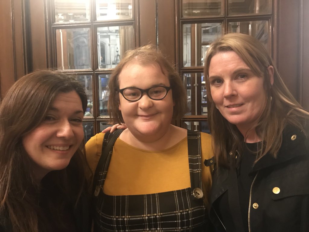 JemmaLDS's tweet photo. Best night ever! The two Jamie virgins loved it too xxxxx ❤️❤️❤️ this show is so special too me #inaplacewherewebelong xxxxxxxxxx #HATEpicsofme https://t.co/vxY5V8U9hT