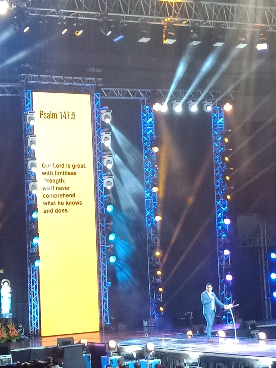TheFeastADN's tweet photo. We are humans and are limited. But God is limitless who is and have control of the things we can't control. 

#Limitless 
#KerygmaConference 
#KCON2018 https://t.co/HklnOVUHTV