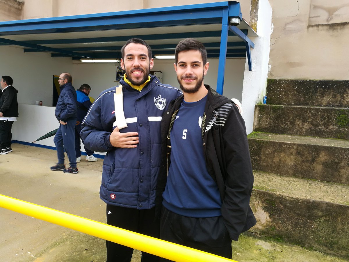 SolanaEMD's tweet photo. Final en el Arnés Luna de Solana. Acabó el derbi con victoria local. 

@SolanaEMD 5 (@Casallo_ruben @ntoniotrigo8 @Ivan_AC_0612 @mode_callejon @17_jmacias)
@emdaceuchalb 2
Dasear a los amigos piporros un buen viaje a casa, ha sido un lujo recibiros y nos vemos a la vuelta https://t.co/lJKKyK933a