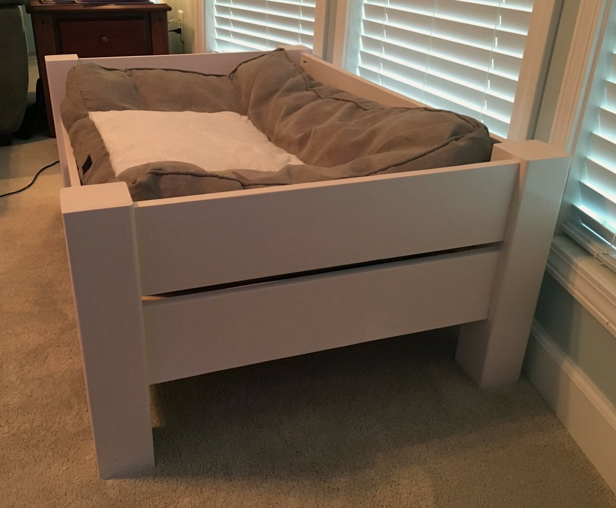 Crystal_Payne72's tweet photo. Bella loves her custom made bed made just the right size for her. Check out all our custom creations and decorating ideas on Instagram at https://t.co/ghg5srIObm or Facebook at https://t.co/yYhSmFvsBU and be ready for your next big project. #dogslife #Decorating #furnituredesign https://t.co/KpZmZCtGY5