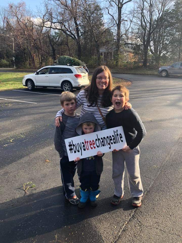 solidrocklville's tweet image. Ready for another great year for #buyatreechangealife the Russell Family stopped by tonight to pick out their tree that will impact lives long after this holiday season is over! 
We appreciate your support and are glad you are a part of this #communityforgood!