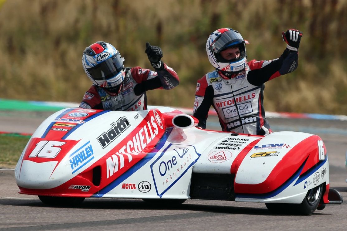 Arai Helmets UK tweet media