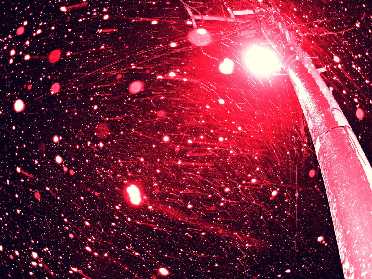 furu_moe's tweet photo. brain like a storm …
#乱
#暴風雪
#見上げた先
#血の葬送
#turbulence
#stormsnow
#blood
#ファインダー越しの私の世界
#写真好きな人と繋がりたい
#画像加工
#photography
#landscape
#iphonephotography https://t.co/Do2da8G5wh