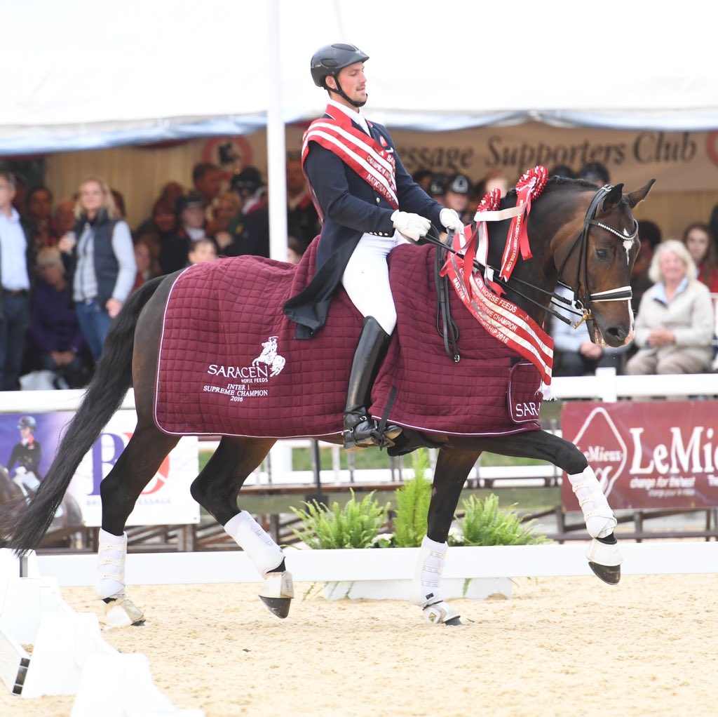 StephanieH_92's tweet photo. 3 slots available on the Michael Eilberg clinic in Cheshire. 45 min slot, being held in chelford on Monday 17 December PM to book 🦄 https://t.co/tUBiHTVCCp