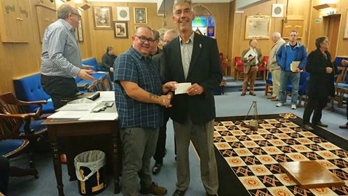 PGLNorthWales's tweet photo. W.Bro. Damien Thompson's first donation went to NWMBA (North Wales Masonic Benevolence Association) 

#Freemasonry #NWMBA https://t.co/THkOOioMTx